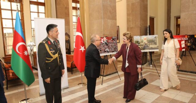 Tənzilə Rüstəmxanlı: “15 İyul bütün Türk dünyasının milli iradəsinin və birliyinin rəmzidir” – FOTOLAR