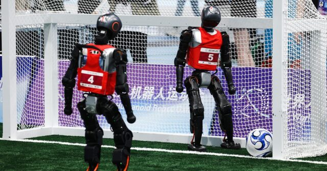 Pekində Dünya Robot Oyunları BAŞA ÇATDI – VİDEO