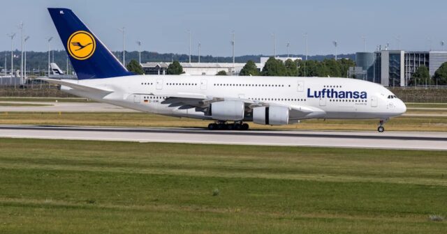 “Airbus A380” zolağa çatmadan YERƏ DƏYDİ: 351 sərnişin möcüzə nəticəsində XİLAS OLDU