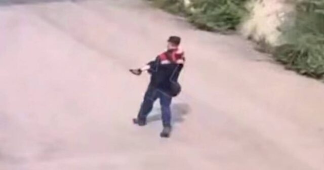 Rusiyada 5 yaşlı uşağı oğurlayan kişi TUTULDU – VİDEO Rusiyada 5 yaşlı uşağı oğurlayan kişi TUTULDU – VİDEO
