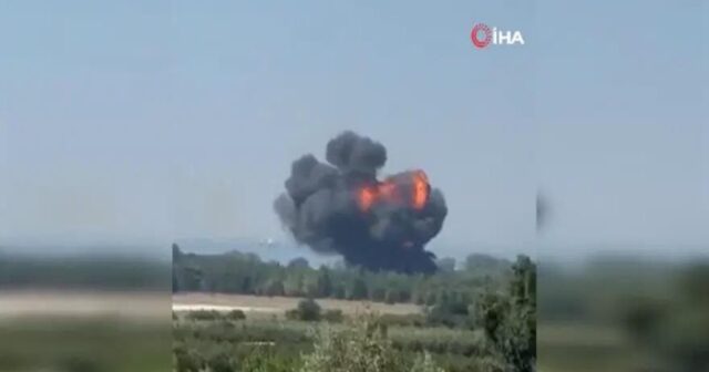 Türkiyədə F-16 qəzaya uğrayıb, pilot sağ qalıb Türkiyədə F-16 qəzaya uğrayıb, pilot sağ qalıb