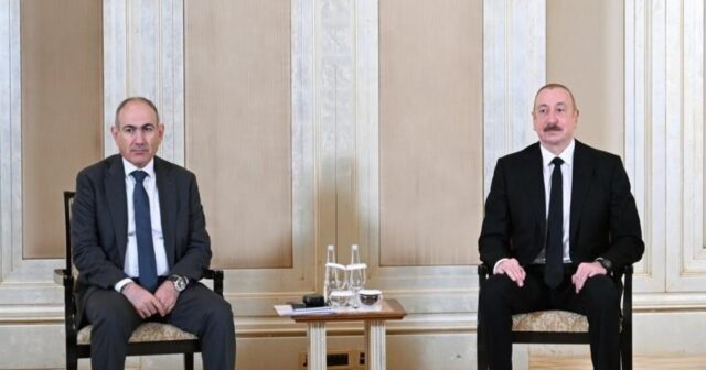 Bişkekdə İlham Əliyevlə Nikol Paşinyan arasında görüş keçirilir