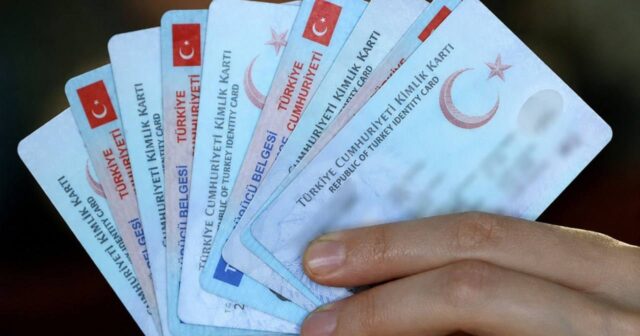 Türkiyədə qanunsuz yollarla vətəndaşlıq alan 6134 nəfər statusundan MƏHRUM EDİLDİ Türkiyədə qanunsuz yollarla vətəndaşlıq alan 6134 nəfər statusundan MƏHRUM EDİLDİ