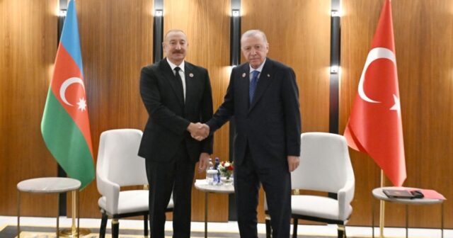 Prezident İlham Əliyevin Bişkekdə Rəcəb Tayyib Ərdoğanla görüşü olub