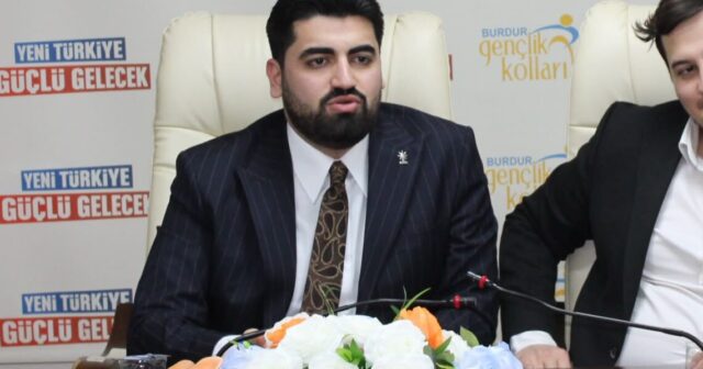 Türkiye-Azerbaycan kardeşliği bir sosyal medya sloganı değildir! Türkiye-Azerbaycan kardeşliği bir sosyal medya sloganı değildir!