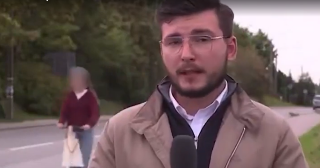 Polşada canlı reportaj zamanı 14 yaşlı qızı avtomobil VURDU – VİDEO Polşada canlı reportaj zamanı 14 yaşlı qızı avtomobil VURDU – VİDEO