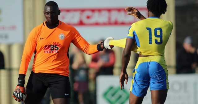 Londonlu futbolçu Uqandada kral OLA BİLƏR – FOTO Londonlu futbolçu Uqandada kral OLA BİLƏR – FOTO