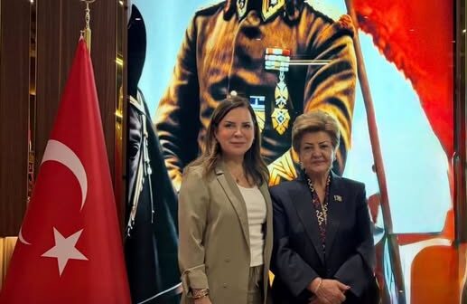 Tənzilə Rüstəmxanlı Arzu Erdemlə görüşdü: “Türk dünyasına olan sevgimiz daim olsun” Tənzilə Rüstəmxanlı Arzu Erdemlə görüşdü: “Türk dünyasına olan sevgimiz daim olsun”