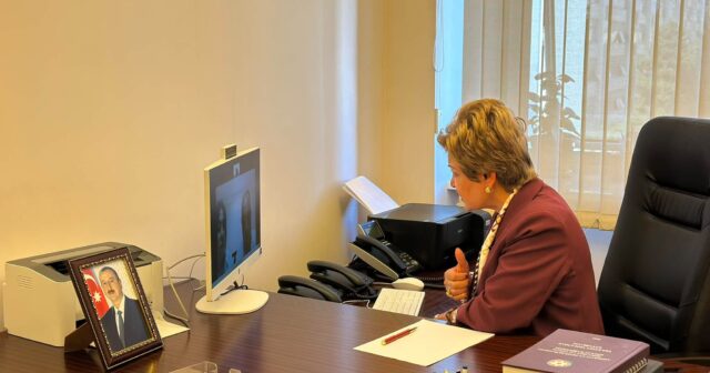 Tənzilə Rüstəmxanlı növbəti vətəndaş qəbulunu keçirib – FOTOLAR Tənzilə Rüstəmxanlı növbəti vətəndaş qəbulunu keçirib – FOTOLAR