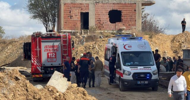 İstanbulda tikinti sahəsində torpaq SÜRÜŞMƏSİ – Fəhlələr dağıntı altında QALDI İstanbulda tikinti sahəsində torpaq SÜRÜŞMƏSİ – Fəhlələr dağıntı altında QALDI