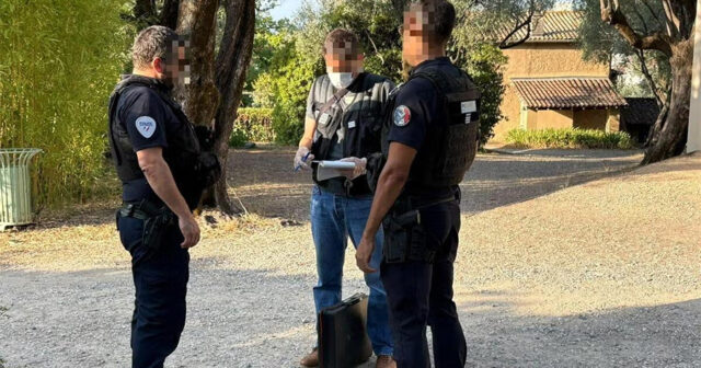 Renuar Muzeyindən oğurlanan iki rəsm əsəri parkda TAPILDI – FOTO/VİDEO