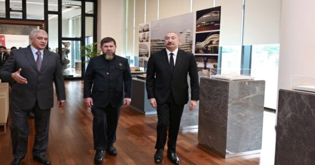 Prezident İlham Əliyev və Ramzan Kadırov “Bakı Ağ Şəhər”də olublar Prezident İlham Əliyev və Ramzan Kadırov “Bakı Ağ Şəhər”də olublar