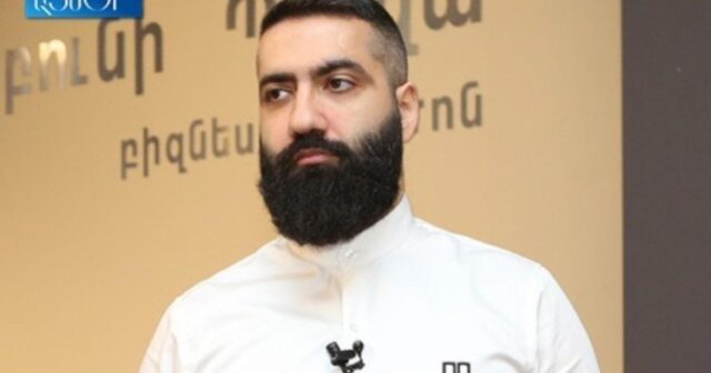Ermənistanda tanınmış bloqer Artur Danielyan iki aylıq HƏBS EDİLDİ