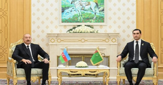 Türkmənbaşıda Azərbaycan və Türkmənistan prezidentlərinin görüşü olub