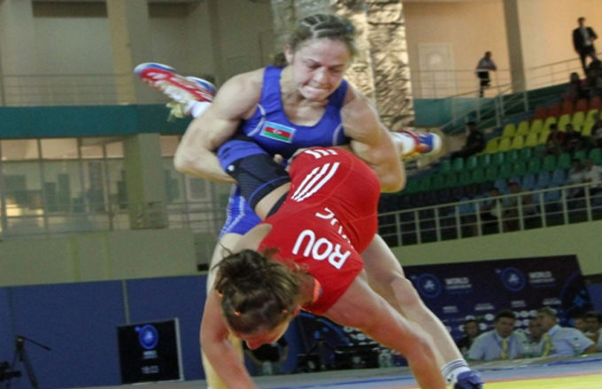 Yuliya Ratkeviç 2-ci, Mariya Stadnik 4-cü sırada