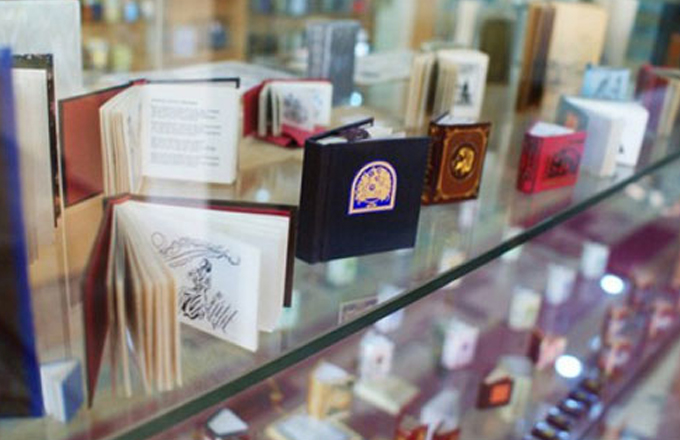 Bakıdakı Miniatür Kitab Muzeyi Ginnesin Rekordlar Kitabına düşüb