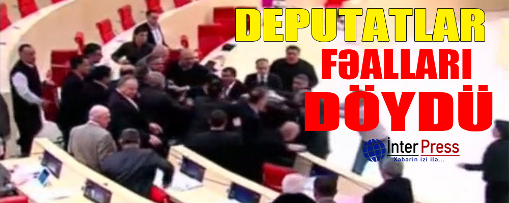 Deputatlar fəalları döydü