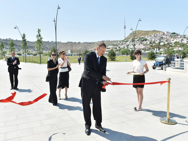 Azərbaycan prezidenti Bayıl bulvarının açılışında iştirak edib