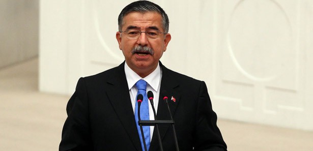 İsmət Yılmaz Türkiyə parlamentinin sədri seçilib