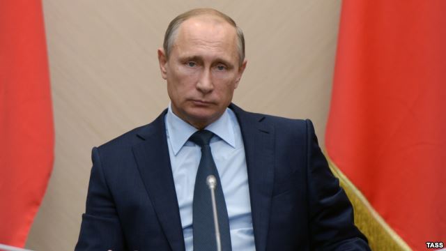 Putin:“İqtisadi durum çətindir”