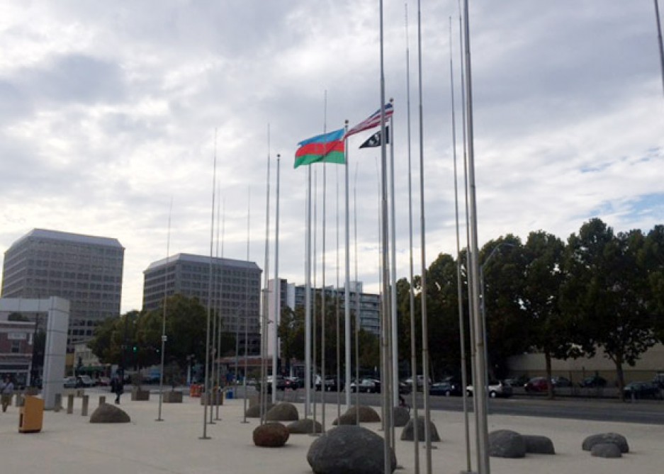 Azərbaycan bayrağı Silikon vadisində qaldırıldı