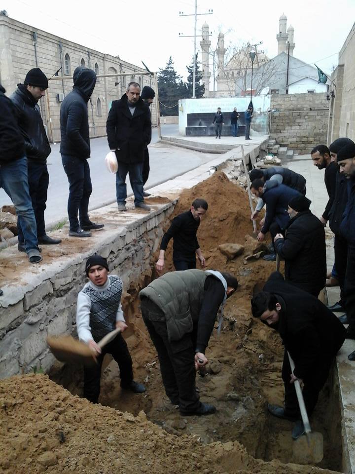 Nardaran sakinlərini məscidin qarşısında dəfn edəcəklər