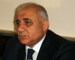 Nazir öz müşavirini universitetə prorektor təyin etdi