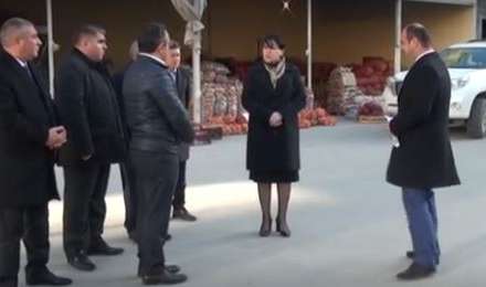 Xanım başçı bazarda oldu, Abşeronda qiymətlər endirildi – VİDEO