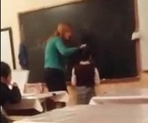 Şagirdi döyən müəllimə onun başına sığal çəkdiyini deyir