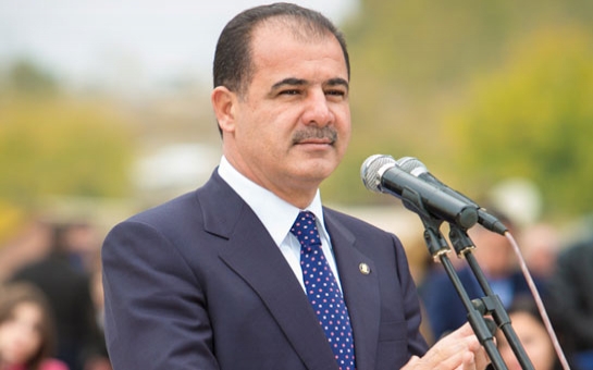 Bu dəfə icra başçısına mədhiyyə yazdılar