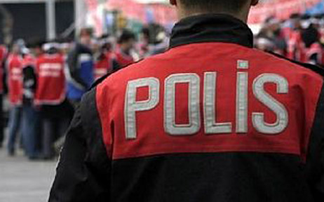 Varlı qadınları boğub qarət edən keçmiş polislərə hökm oxundu