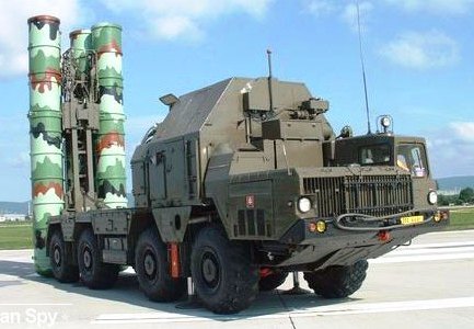 İran ilk S-300 raketlərini aldı – VİDEO