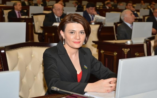 Azərbaycanlı deputat “dil-ağız” bağlatdırır – FALÇI YANINDA