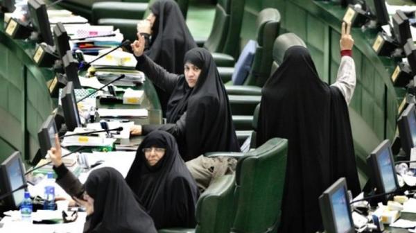 İranda parlament seçkilərində 17 qadın seçildi