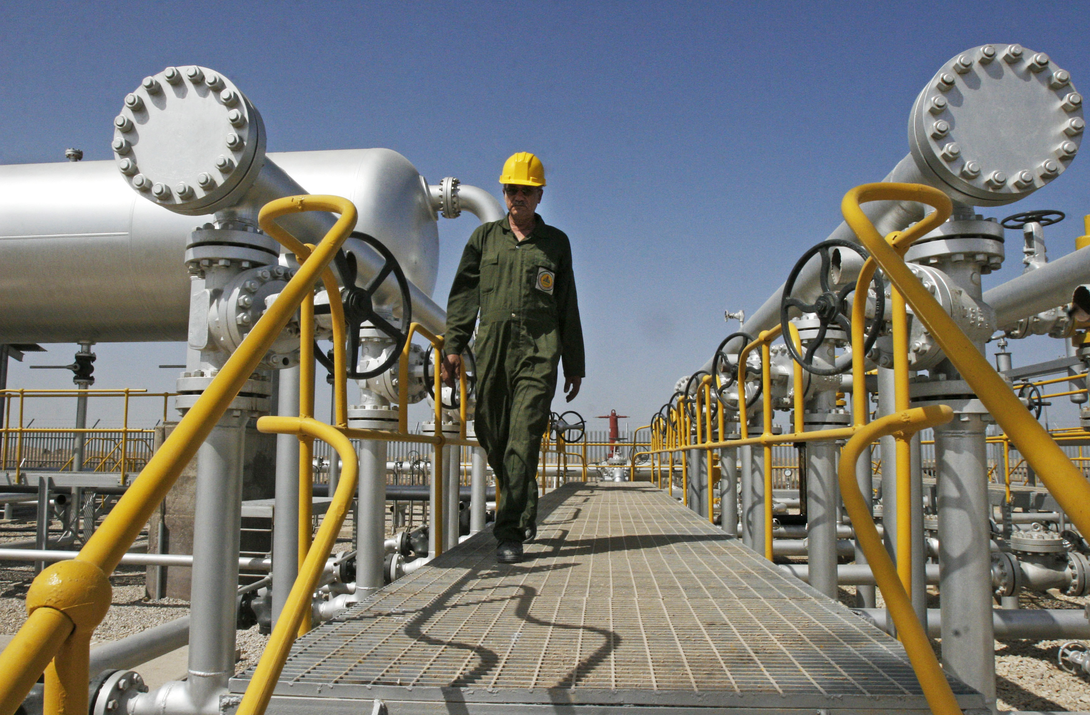 İran neft hasilatını sutkalıq 3,7 mln barelə çatdırıb