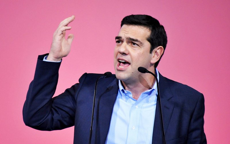 Yunanıstanın baş naziri pensiya və vergi islahatlarını müdafiə edir