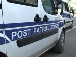 Bakıda polis əməkdaşları qəzaya düşdü