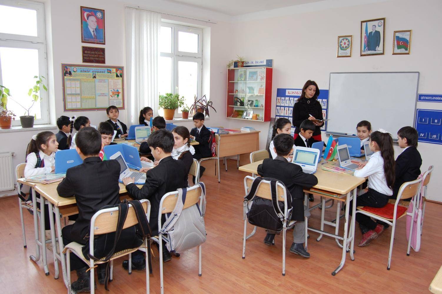 Azərbaycan təhsilində dərslik bataqlığı