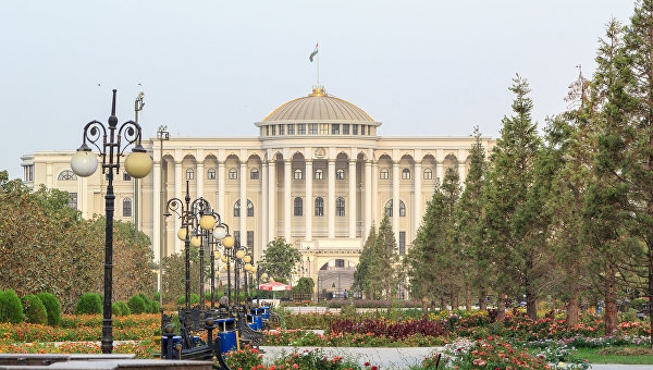 Tacikistanda yaxın qohumlar arasında evlilik qadağan edilib