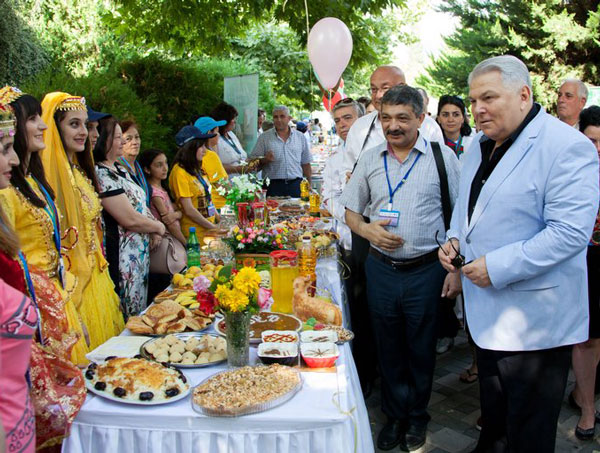 Şəkidə şirniyyat festivalı keçiriləcək!