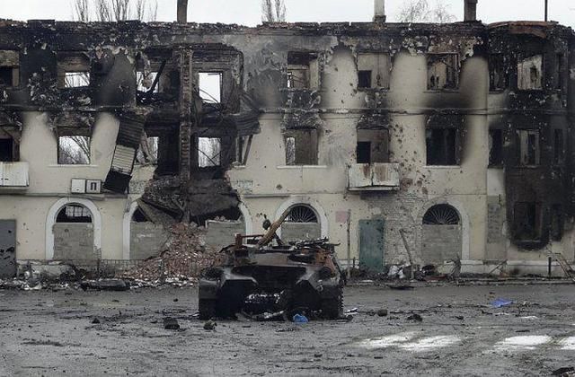 Separatçılardan Ukrayna ordusuna ağır zərbə – 7 ölü, 14 yaralı
