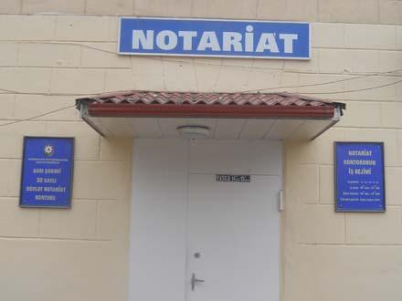 Sumqayıtda notariat kontoru yandı
