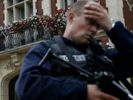 Fransa kilsəsinə hücum: Keşişin qatili polis nəzarətində imiş