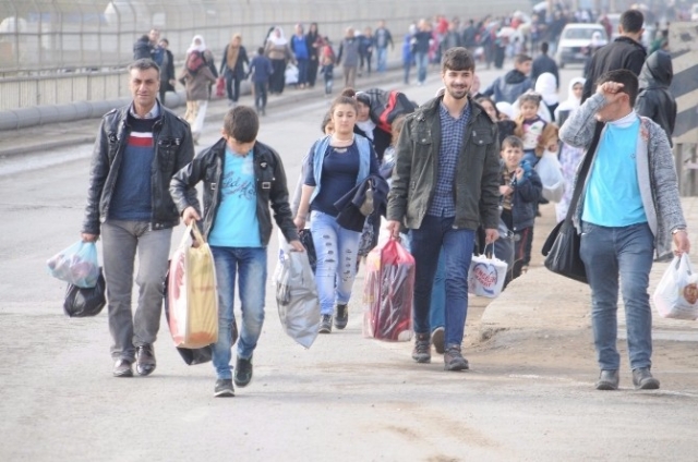Suriyadan Türkiyəyə böyük köç dalğası başladı