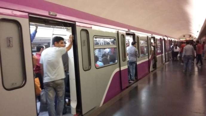 “Hadisə  Qara Qarayev metro stansiyasında baş verməyib”-Rəsmi