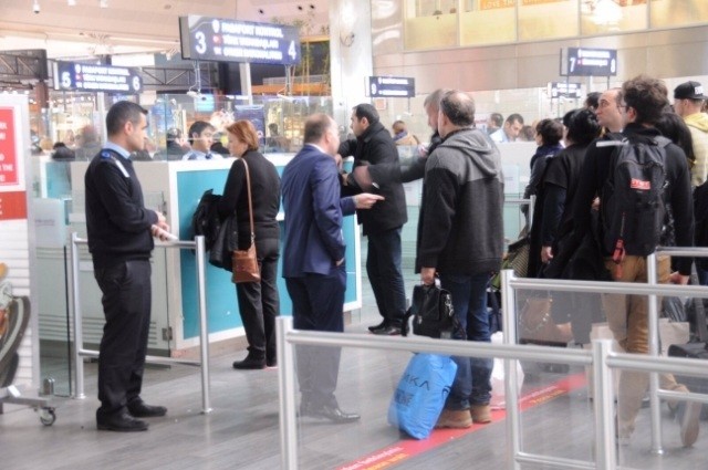 Hava limanında şübhəli erməni saxlanıldı