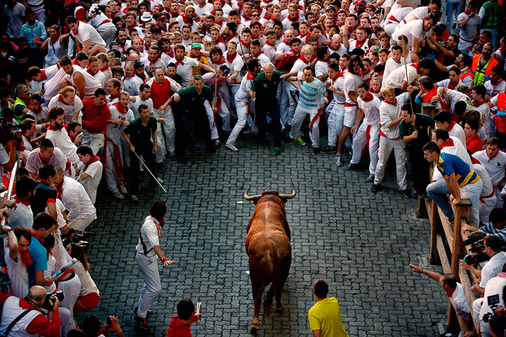 Vəhşilik dolu San Fermin Festivalı – Video