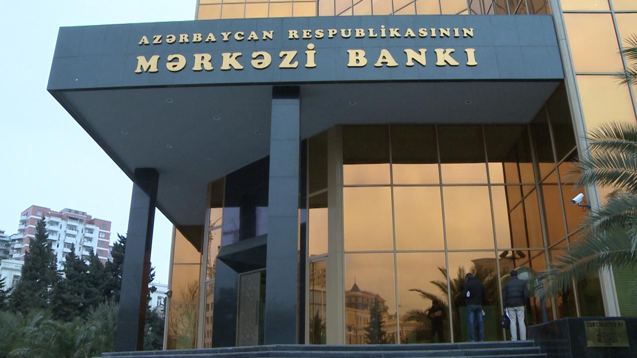 Mərkəzi Bank qərar verdi – Uçot dərəcəsi qaldırıldı