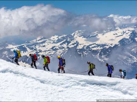 Gürcüstanda 4 əcnəbi alpinist həlak oldu