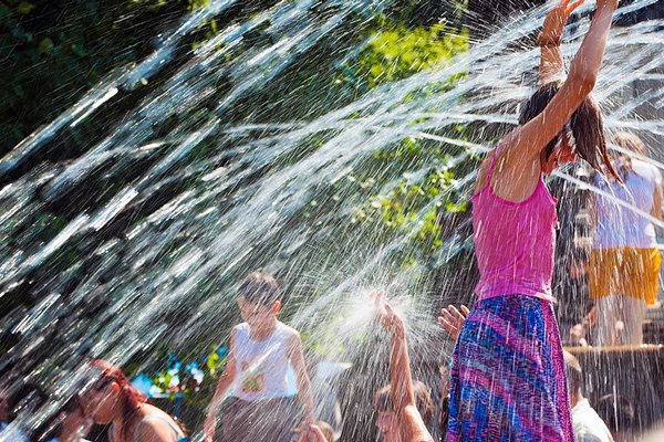 Bu gün temperatur 42 dərəcə olacaq